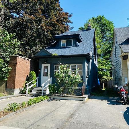 Lovely II Space Share A Room East York Canada Toronto Exterior foto